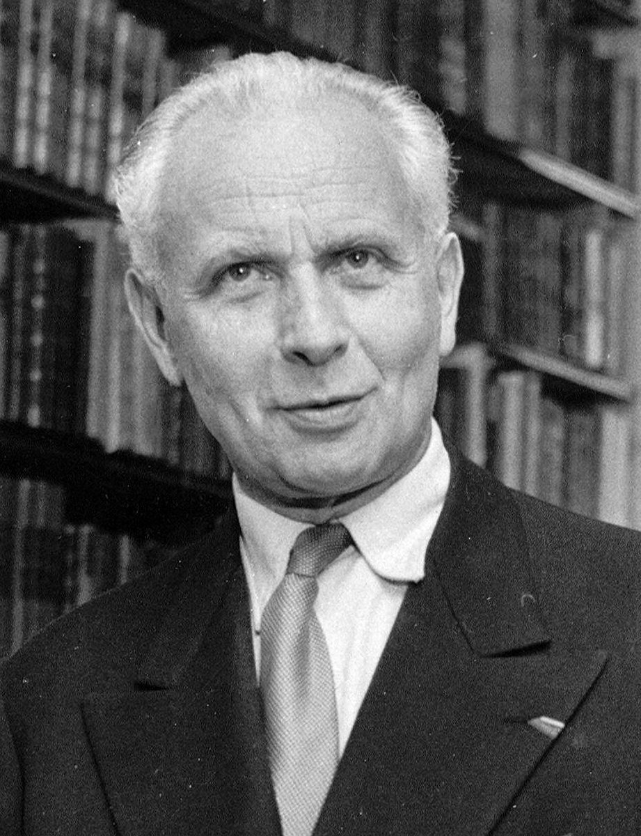 Porträt Louis Aragon